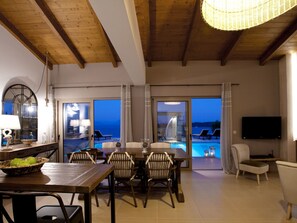 Dining - Ferienvilla für bis zu 4 Personen by Interhome (Aj. Nikitas)