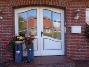 Exterior detail - Nichtraucherferienwohnung mit Fahrradnutzung by Interhome (Zetel)