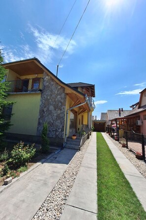 Exterior - Apartment BO-42 by Interhome (Balatonboglar)