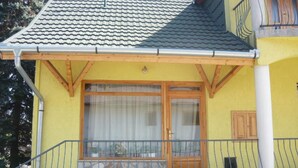 Unclassified image, 3 of 42, button - mit möblierter Terrasse by Interhome (Balatonboglar)
