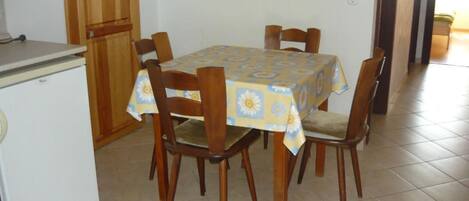 تناول الطعام