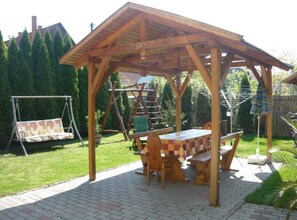 Outdoor dining - mit möblierter Terrasse by Interhome (Balatonboglar)