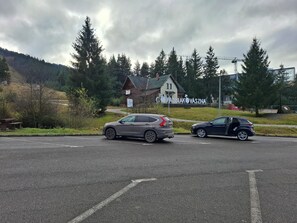 룸, 침실 여러 개, 흡연, 발코니 | 외관