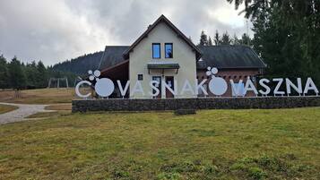 Room, Multiple Bedrooms, Smoking, Balcony | Exterior