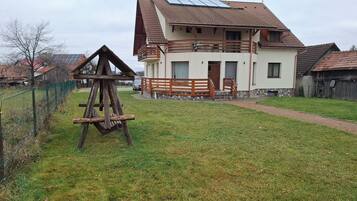 Kamar, beberapa kamar, Boleh Merokok, balkon | Taman