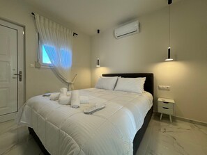 Internet - Panor Villas- Standard Villa mit privatem Pool by Interhome (Angeliana Kriti)