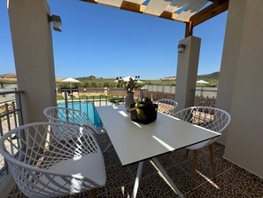 Outdoor dining - Panor Villas- Standard Villa mit privatem Pool by Interhome (Angeliana Kriti)