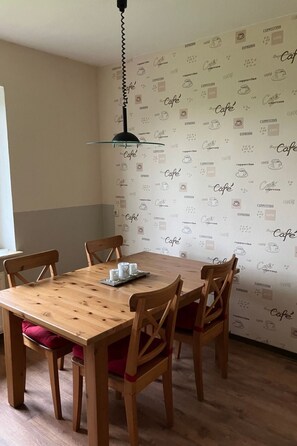 Dining - mit kleinem Garten und Grill by Interhome (Augustgroden)