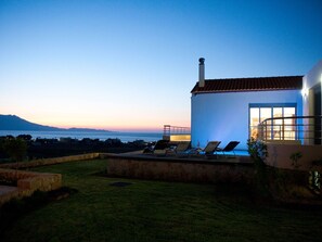 Terrace/patio - "Villa Pounentes" mit privatem Pool by Interhome (Kissamos Kriti)