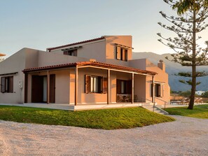 Exterior - "Vegghera Villa" mit Bergblick by Interhome (Georgioupoli)