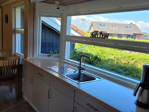 Refrigerador, microondas, horno y lavavajillas 