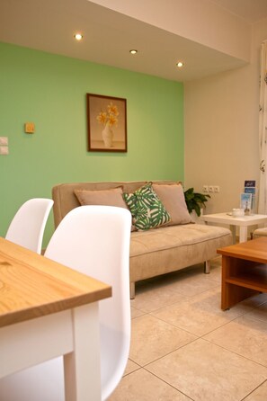 Interior - Der Garten von Zephyrus - West by Interhome (Agia Marina)
