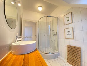 Towels - mit Stellplatz mitten im Grünen by Interhome (Kiel)