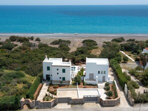 Exterior - Paradiso Luxus-Villa am Strand by Interhome (Gennadi)