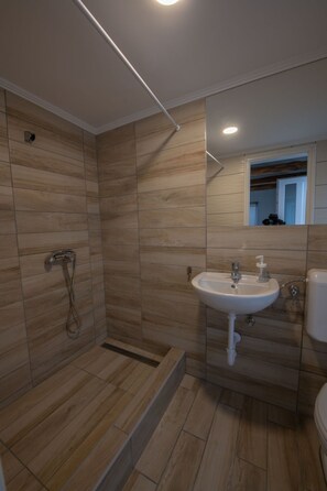 Towels - Charmantes Appartement Caesar mit Terrasse by Interhome (Siofok)