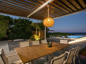 Outdoor dining - Sea Homes Villen-Villa Alberto by Interhome (Gennadi)