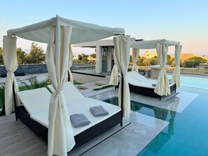 Pool - Grand Aqua Luxus-Villa von Mintzi by Interhome (Gennadi)
