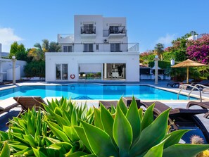 Pool - Charmante Diamond Villa in der Nähe von Gennadi Strand by Interhome (Gennadi)