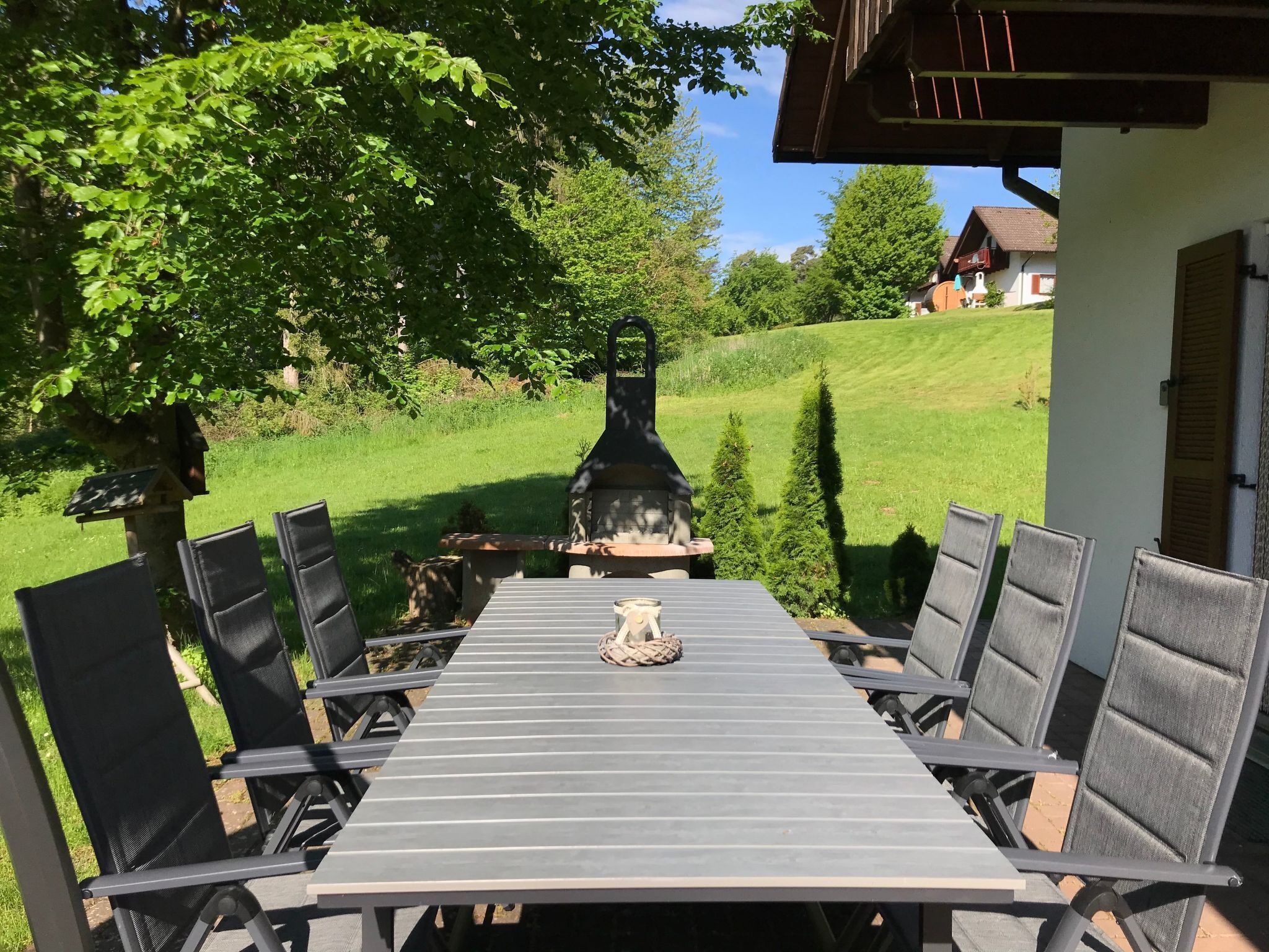 تناول الطعام بالخارج