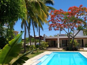 Pool - in Roches Noires mit Großem Garten by Interhome (Cap Malheureux)