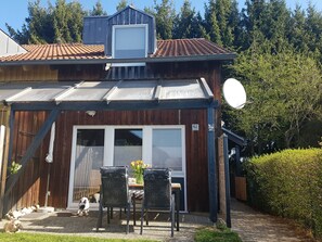Outdoor dining - Waldhäuschen Zandt by Interhome (Zandt)