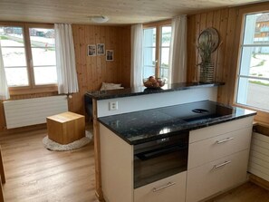 Fridge, oven, cookware/dishes/utensils - Wis (Stein) by Interhome (Stein SG)