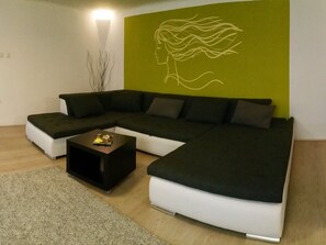 Living area - Moderne Ferienwohnung in Ujlipotvaros mit Garten by Interhome (Budapest)