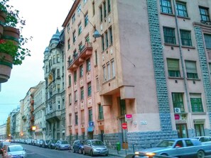 Exterior - Moderne Ferienwohnung in Ujlipotvaros mit Garten by Interhome (Budapest)
