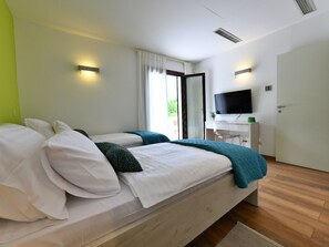 Internet - Ferienvilla mit Whirlpool by Interhome (Moscenice)