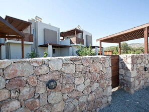 Property grounds - mit Privatpool für 4 Personen  + 2 Kinder ca. 92 m² in Masari, Ägäis (Rhod by Interhome (Archangelos)