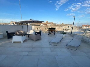 Terrace/patio - Chalet 'Weißes Haus' mit Wasserblick by Interhome (Bitonto)