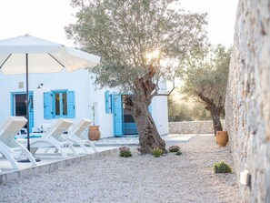 Terrace/patio - Kalathos Dream - Blauer Traum by Interhome (Archangelos)
