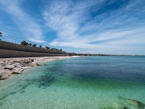 Beach - Bei Tante Gina by Interhome (Bisceglie)