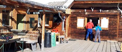 Restauration extérieure