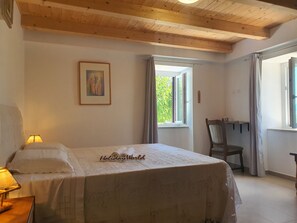 Internet - Unterkunft Santa Lucia bei Holiday World by Interhome (Cercepiccola)