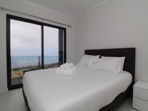 Internet - Ferienvilla mit eigenem Pool by Interhome (Arco da Calheta)