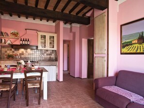 Interior - 'Rosa' mit Pool by Interhome (Volterra)