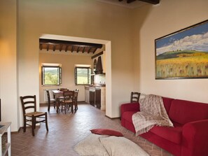 Living area - Biancospino' Wohnung mit Schwimmbad by Interhome (Volterra)