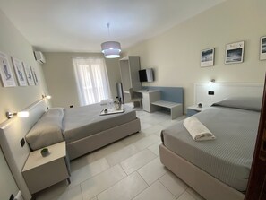 Internet - Scala dei Turchi Palace Suiten für 2 Personen in Realmonte by Interhome (Alessandria della Rocca)