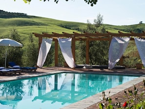 Pool - Alchenigi' Wohnung mit Schwimmbad by Interhome (Volterra)