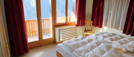 3 bedrooms, Internet