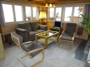 TV, fireplace, DVD player - Chalet Stefanino, 3 1/2 Zimmer by Interhome (Bellwald)