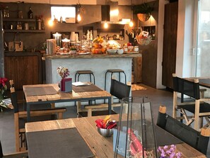 Dining - Exotic Suite in Pantelleria by Interhome (Pantelleria)