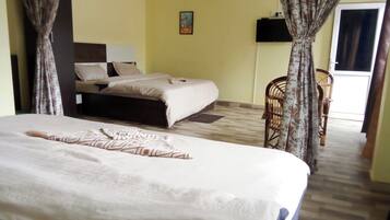 Caja de seguridad en la habitación y camas plegables/adicionales