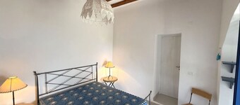 Villa in Panoramasprache, nur wenige Minuten vom Meer entfernt by Interhome