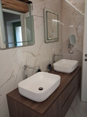 Bathroom - House Sant' Angelo (Acquapendente)