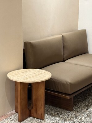 Deluxe Double Room | Free WiFi - Ephemeral Stay (Tainan)