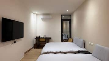 Family Room | Free WiFi