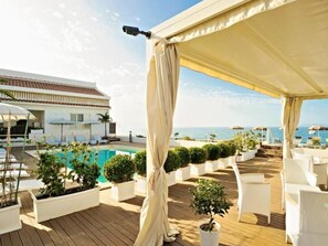 Terrace/patio - Wohnung mit Grill, Terrasse und Pool by Interhome (Malfa)