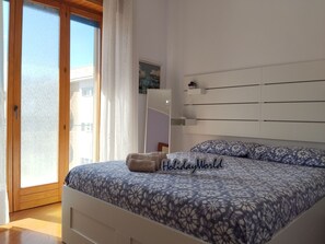 Bedroom - Sea La Vie by Holiday World by Interhome (Fontane Bianche)